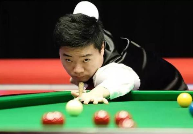 对于一名当 对于一名当