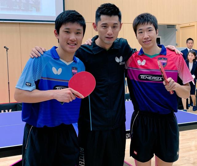 他们一直在 他们一直在